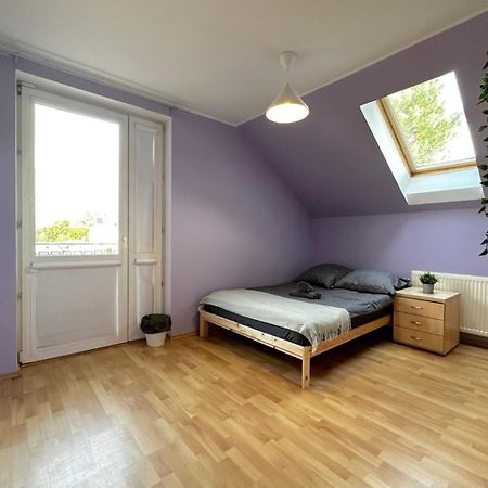 Purple Room - Charming Place, 15 Minutes To Gdansk Old Town & 5 Minutes To Seaside Экстерьер фото