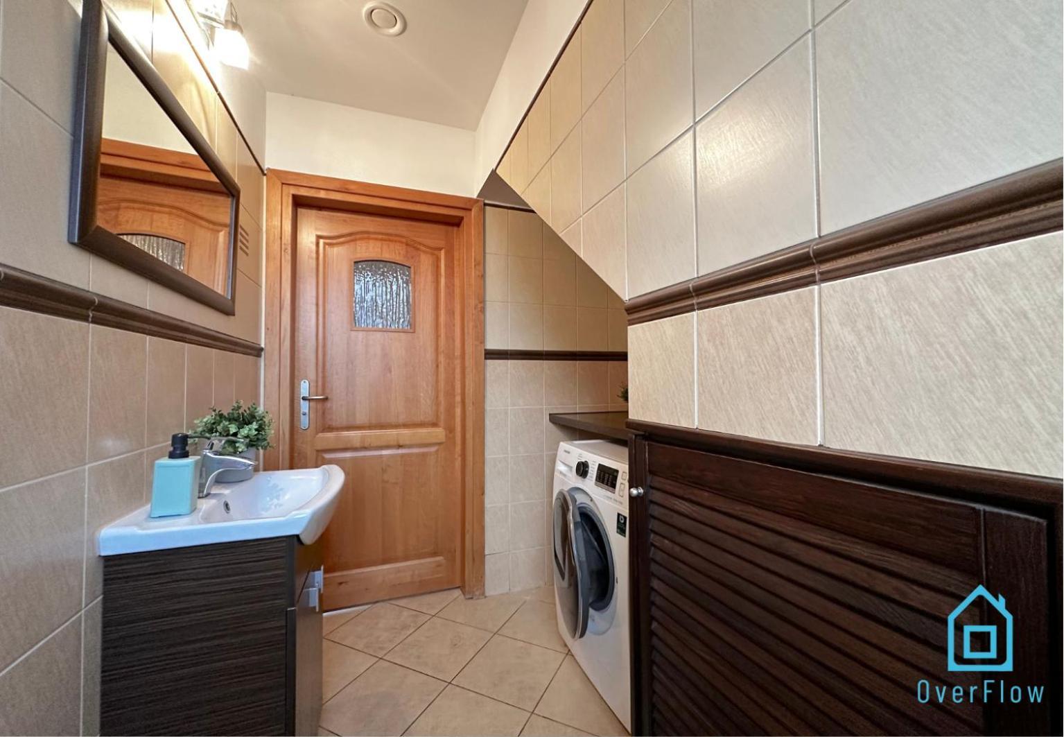 Purple Room - Charming Place, 15 Minutes To Gdansk Old Town & 5 Minutes To Seaside Экстерьер фото